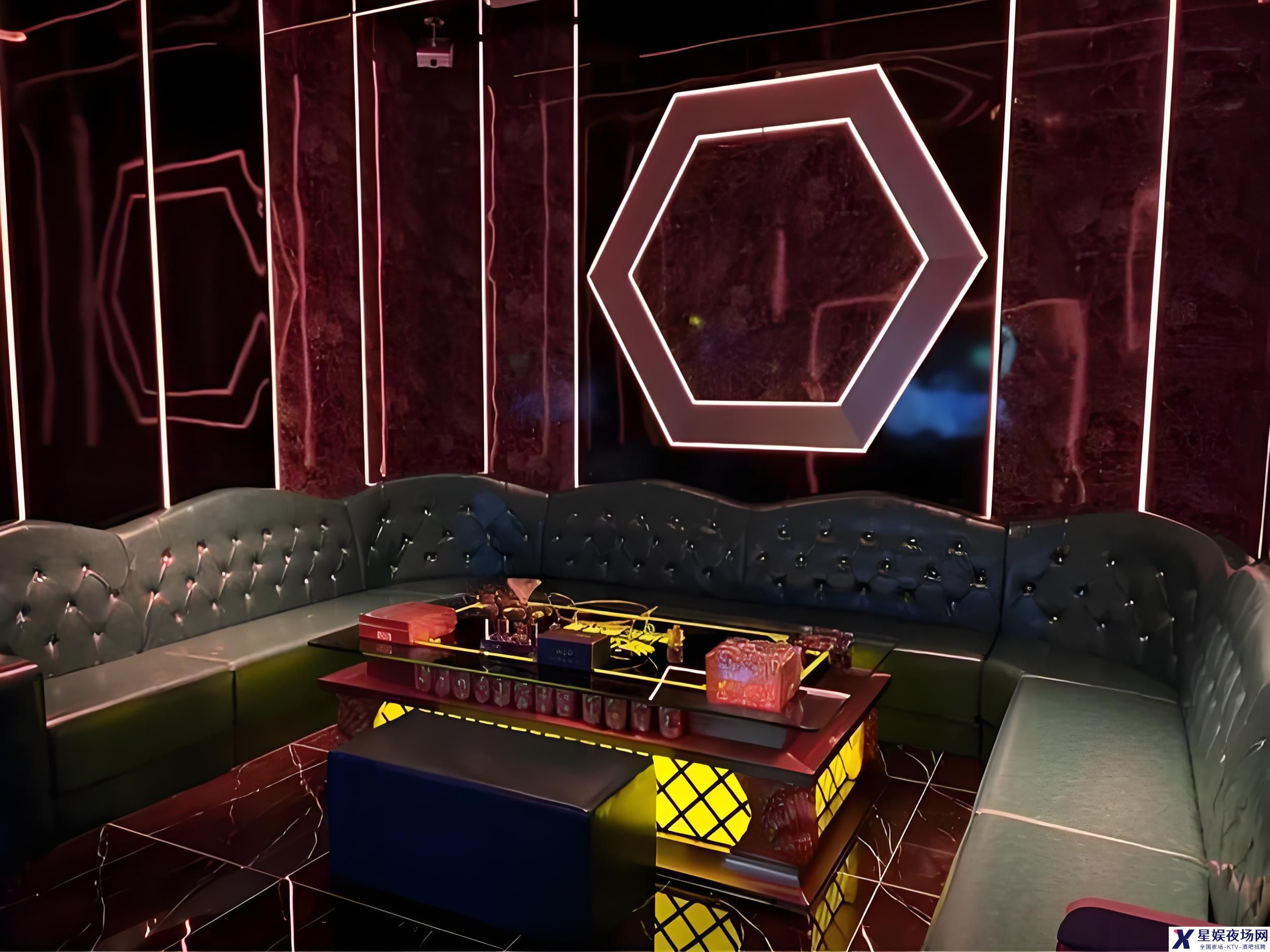 魅力四溢的都市夜生活：高级会所诚聘各类人才